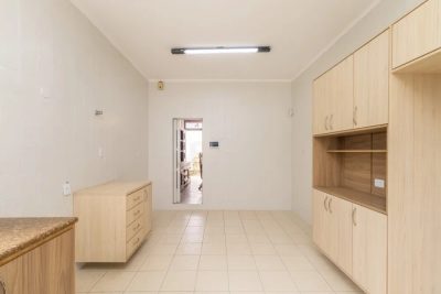Casa, 4 quartos, 325 m² - Foto 2