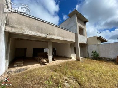 Casa, 2 quartos, 209 m² - Foto 1