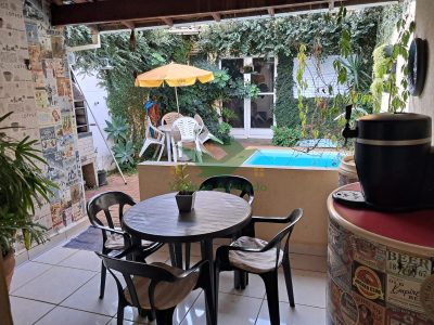 Casa, 2 quartos, 140 m² - Foto 1