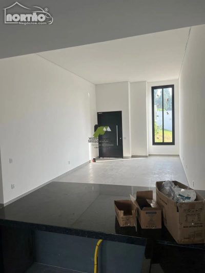 Casa, 5 quartos, 170 m² - Foto 2