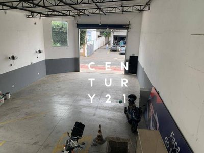 Depósito-Galpão, 240 m² - Foto 1