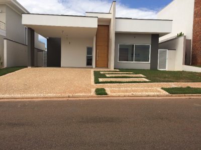Casa, 3 quartos, 200 m² - Foto 1