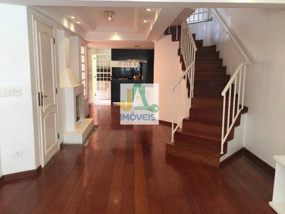 Sobrado, 3 quartos, 180 m² - Foto 1