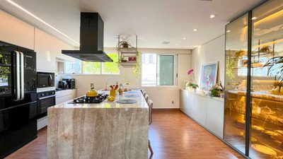 Apartamento, 3 quartos, 165 m² - Foto 2