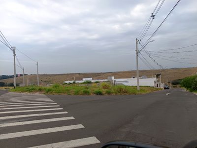 Loteamento e Condomínio, 257 m² - Foto 1
