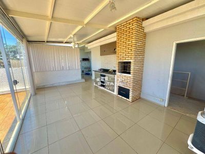 Apartamento, 3 quartos, 140 m² - Foto 2