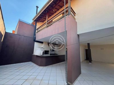 Casa, 3 quartos, 247 m² - Foto 1