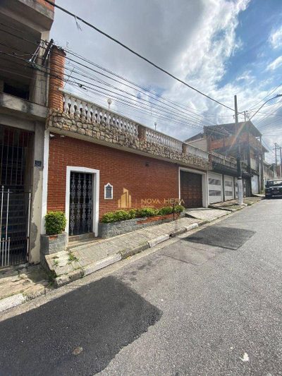 Casa, 3 quartos, 269 m² - Foto 1
