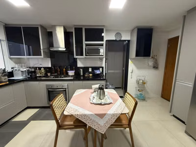 Apartamento, 3 quartos, 120 m² - Foto 2