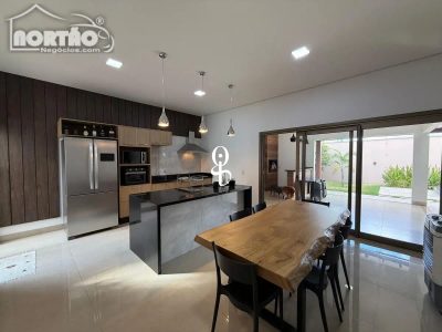 Casa, 2 quartos, 184 m² - Foto 5