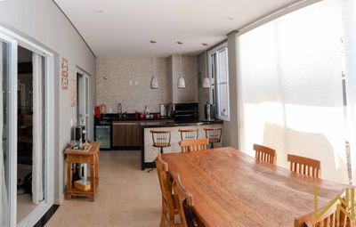 Sobrado, 3 quartos, 358 m² - Foto 2