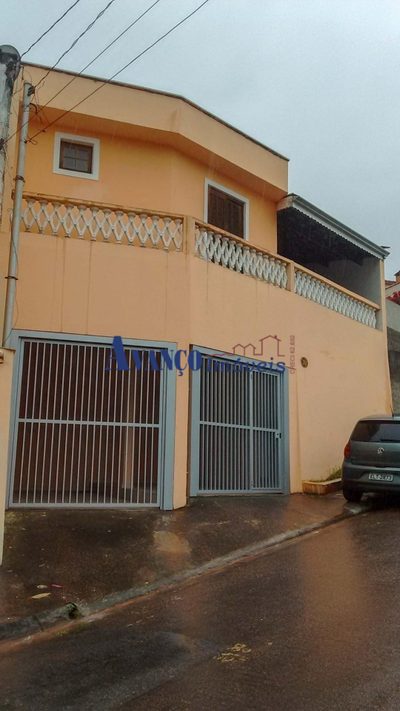 Casa, 3 quartos, 200 m² - Foto 1