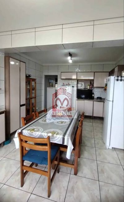 Sobrado, 3 quartos, 213 m² - Foto 1