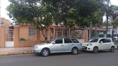 Casa, 2 quartos, 255 m² - Foto 1