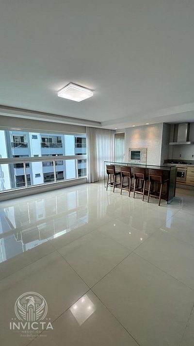 Apartamento, 3 quartos, 122 m² - Foto 1