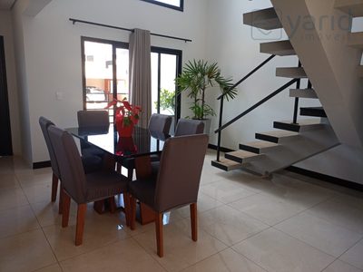 Casa, 3 quartos, 170 m² - Foto 1
