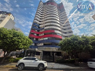 Apartamento, 3 quartos, 157 m² - Foto 2