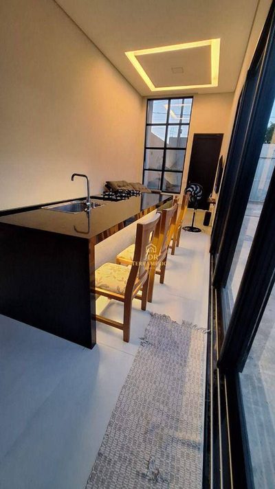 Casa, 2 quartos, 83 m² - Foto 1