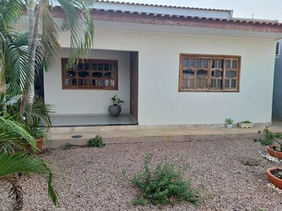 Casa, 2 quartos, 180 m² - Foto 2