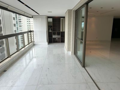 Apartamento, 4 quartos, 255 m² - Foto 1