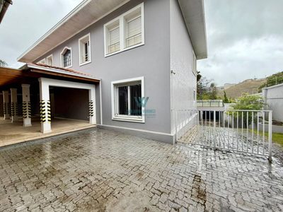 Casa, 3 quartos, 570 m² - Foto 1