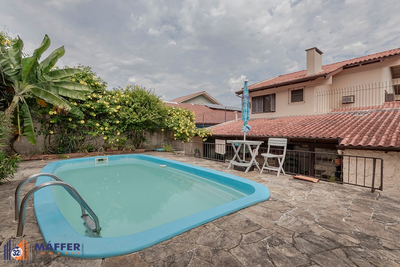 Casa, 3 quartos, 227 m² - Foto 1