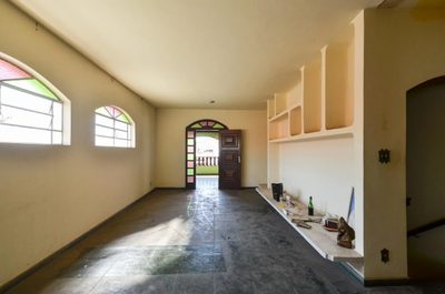 Casa, 4 quartos, 360 m² - Foto 2