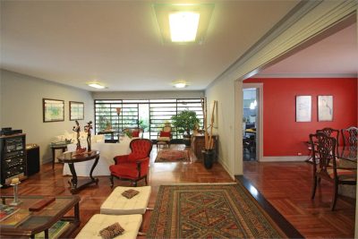 Sobrado, 3 quartos, 480 m² - Foto 1