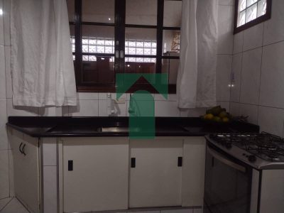 Casa, 3 quartos, 184 m² - Foto 2