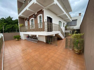 Sobrado, 5 quartos, 300 m² - Foto 1