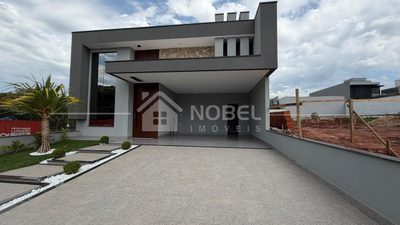 Casa, 3 quartos, 316 m² - Foto 1
