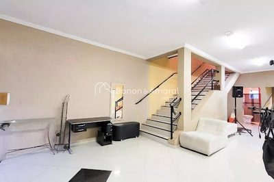 Casa, 2 quartos, 327 m² - Foto 2