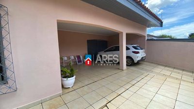 Casa, 3 quartos, 211 m² - Foto 1