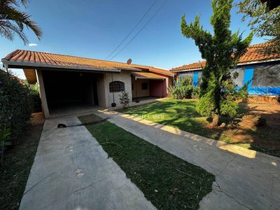 Chácara, 3 quartos, 2340 m² - Foto 2