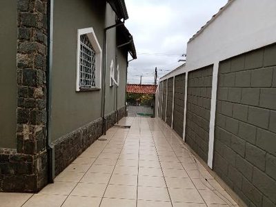 Sobrado, 6 quartos, 226 m² - Foto 4