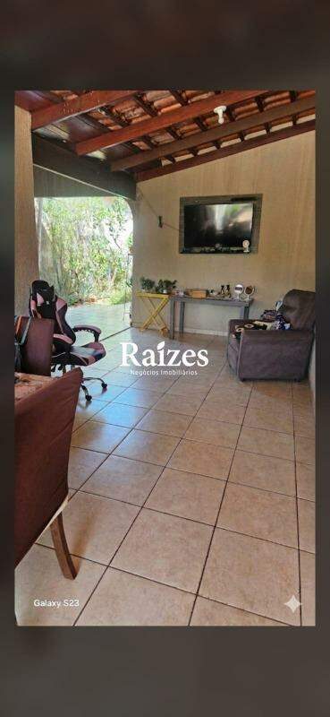 Casa, 3 quartos, 306 m² - Foto 1