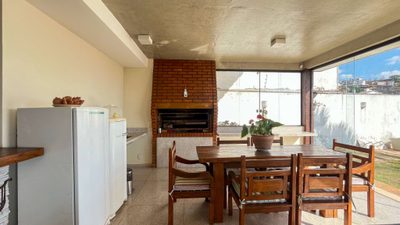 Casa, 4 quartos, 330 m² - Foto 4