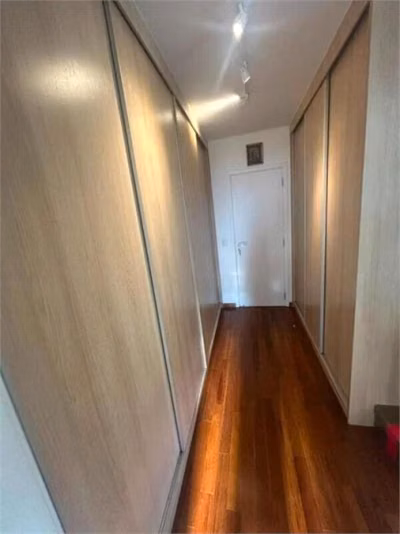 Apartamento, 3 quartos, 156 m² - Foto 1