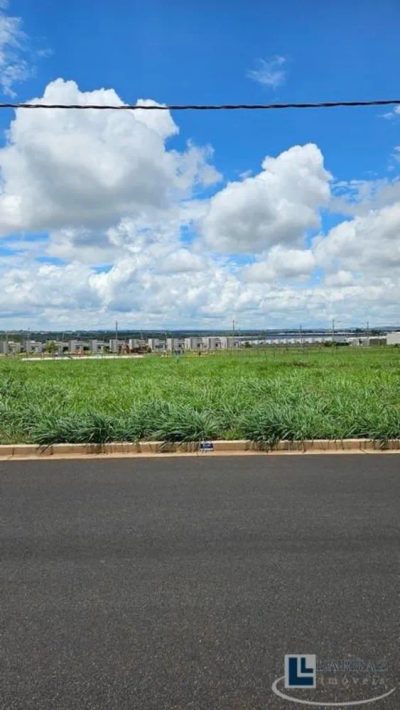 Loteamento e Condomínio, 420 m² - Foto 2