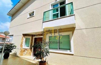 Sobrado, 3 quartos, 254 m² - Foto 1