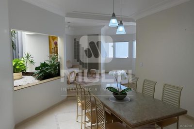 Casa, 3 quartos, 226 m² - Foto 3