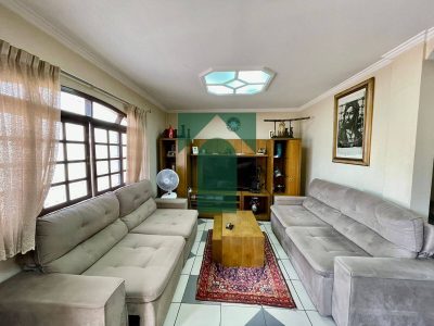 Sobrado, 3 quartos, 210 m² - Foto 2