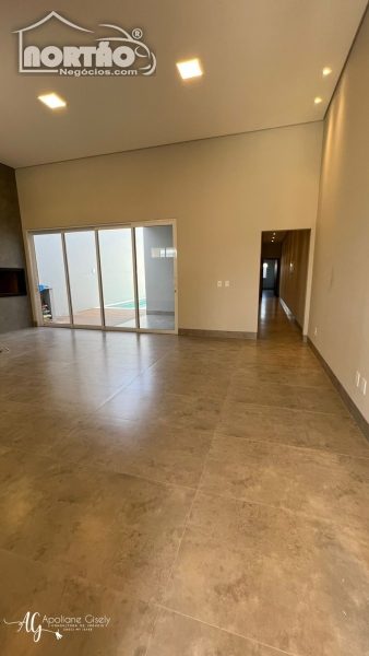 Casa, 3 quartos, 176 m² - Foto 4