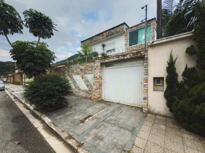 Casa, 4 quartos, 288 m² - Foto 1