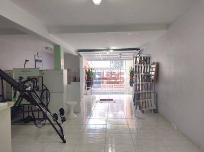 Casa, 5 quartos, 240 m² - Foto 3
