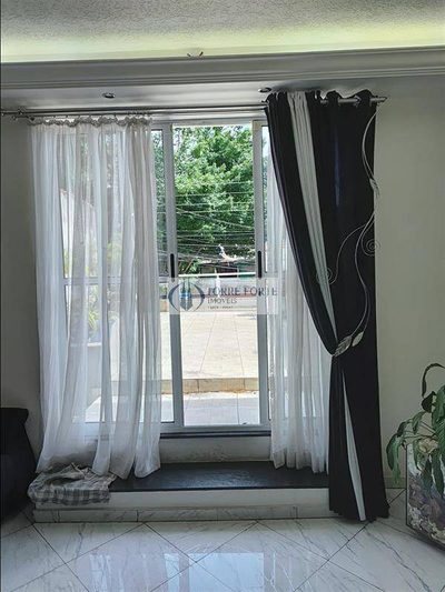 Casa, 3 quartos, 198 m² - Foto 4