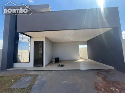 Casa, 3 quartos, 130 m² - Foto 1