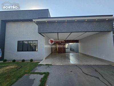 Casa, 3 quartos, 274 m² - Foto 1