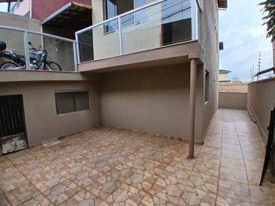 Casa, 3 quartos, 419 m² - Foto 1