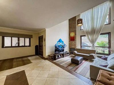 Sobrado, 3 quartos, 288 m² - Foto 1